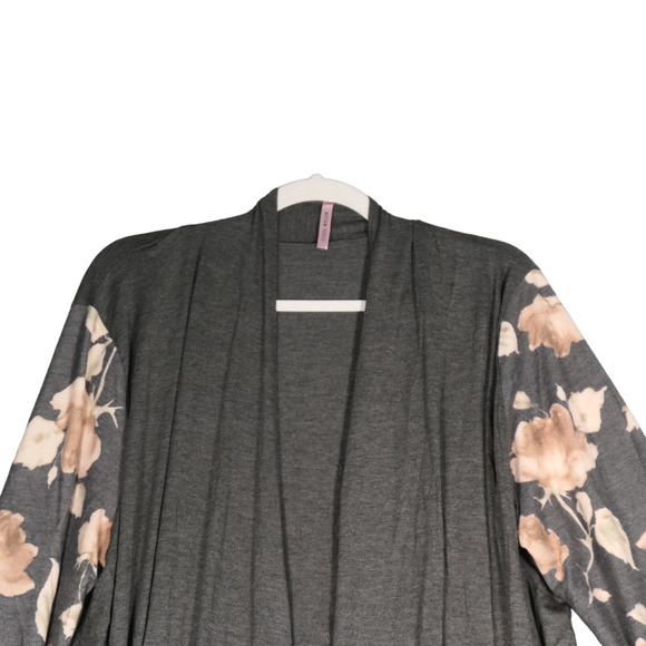 Cool Melon Cardigan Women 3XL Gray Floral Stretch Waterfall Hem Lightweight Boho - Picture 2 of 10